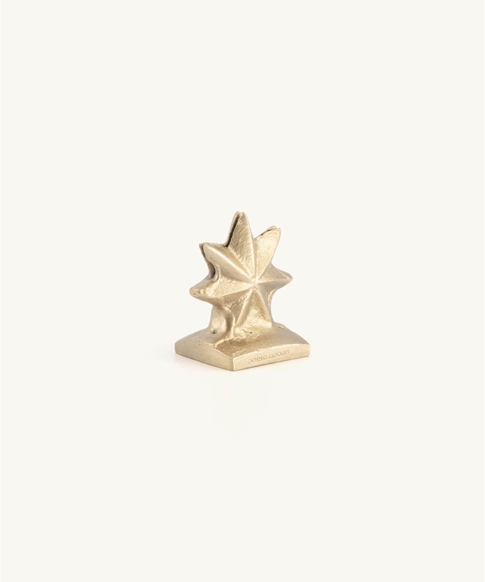 Oda Star Brass Card Holder